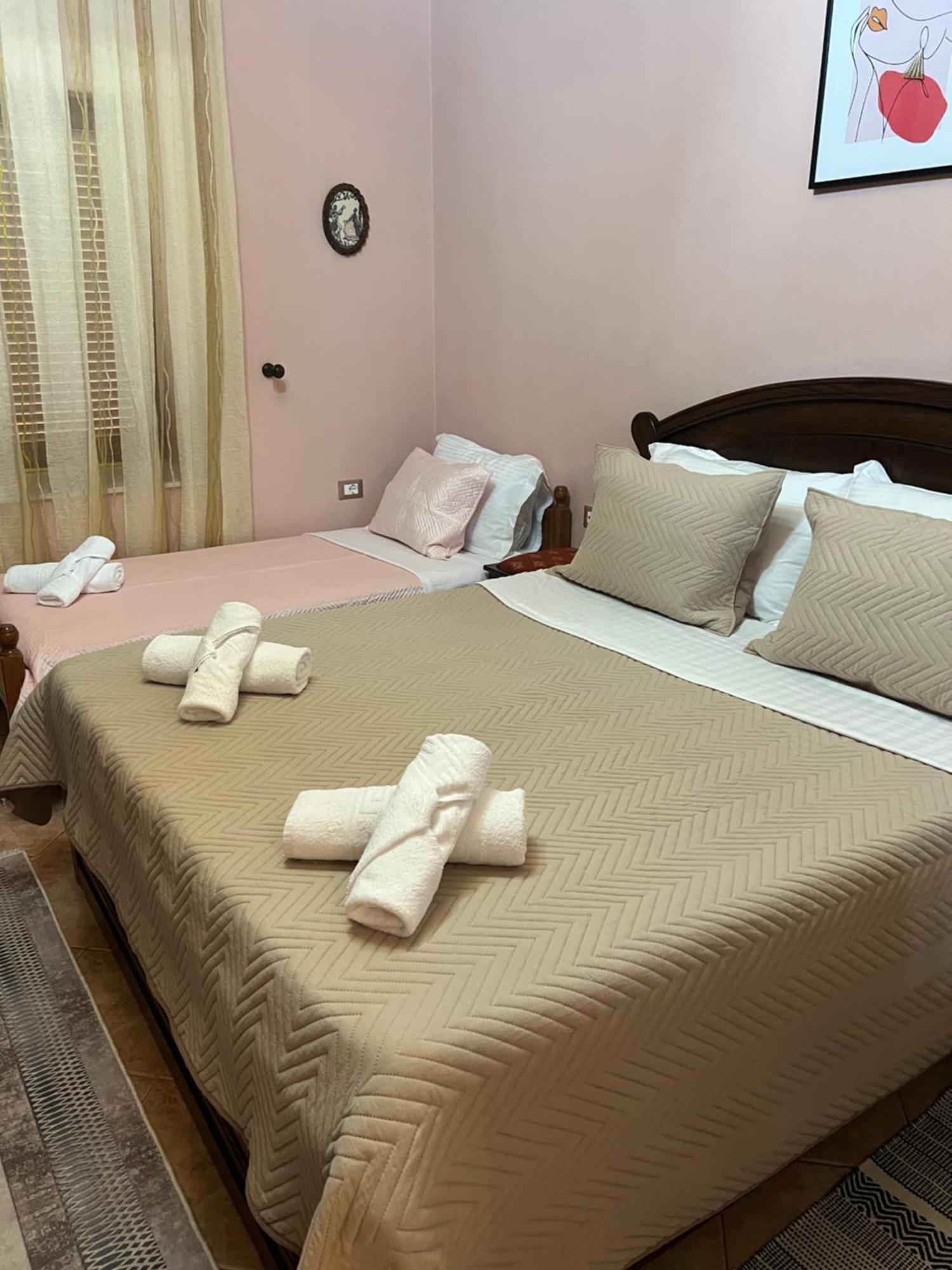 Guest House Persa Gjirokastër Eksteriør billede